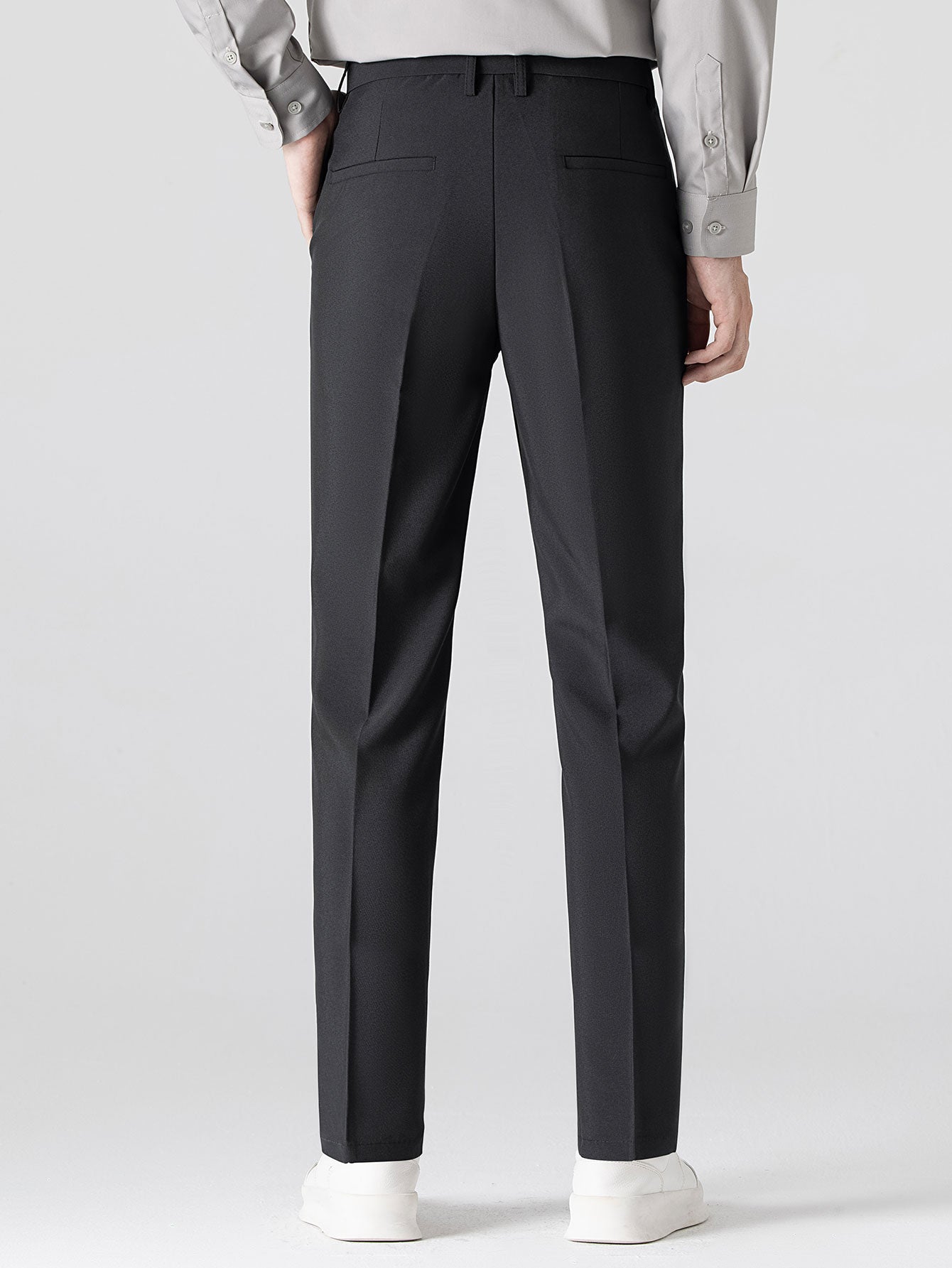 Contrast Zipper Knit Polo & Slim Fit Tapered Trousers